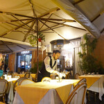 Tucci restaurant - 　そろそろディナー・タイム