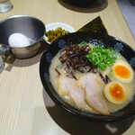 俺式 純 - 朝ラーメンセットと味玉