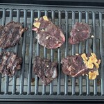 ロピア - 料理写真:■牛ハラミステーキ用(米国産 解凍 100gあたり¥199)¥732*▲20%