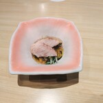 銀波 - 河豚と春菊のジュレ