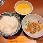 焼肉・鉄板焼 中津留 - ご飯・サラダ・卵スープ