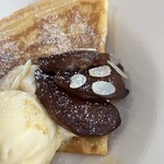 喫茶tton - 飴色りんご。綺麗！