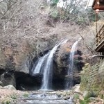 月待の滝 もみじ苑 - 