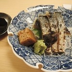 Kappou Takeuchi - 向付　さごしの焼き霜　出汁ムースと醤油で