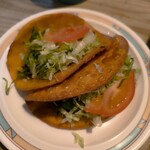 タコス屋 - タコス1個240円