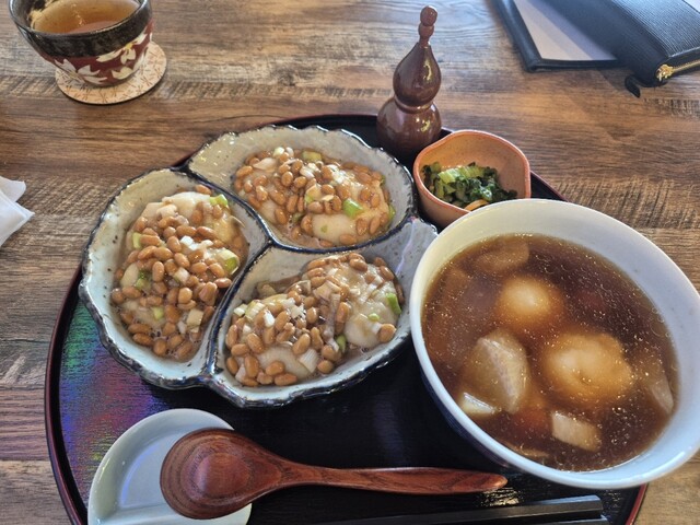 Cafeなるかみ &ndash; 山形の隠れ家カフェで味わう絶品スイーツとくつろぎの時間