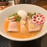 金澤濃厚甘えびラーメン 紅牡丹 - 