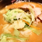 やぐら亭 - シャキシャキ感も楽しめる野菜がたっぷり。