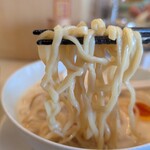 鶏白湯そば 燠 - リフト