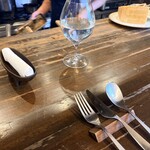 おのひづめ - 麦入り水、美味しい