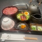 本格肉料理 丸小 - 