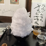 阿左美冷蔵 - シロップをかける前