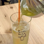 とーかんまんしょん錦糸町101号室 - 丸ごとパイナップルサワー