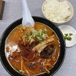 ラーメン専門 ひまわり - モルメン辛いの1250円ライス小150円
