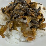 白龍ラーメン - 高菜ごはんでかき込む♪