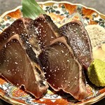 大衆酒場 ミチシルベ マルエイガレリア店 - 龍馬カツオ　厚切り塩たたき