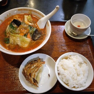 金竜中国料理店_0