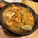 La Pesquera MARISQUERIA - 海老ときのこのパエージャ