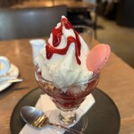 エミリー・フローゲ - 