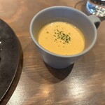 エミリー・フローゲ - 