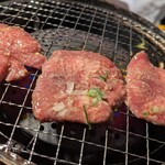 ホルモン焼肉 富や - 