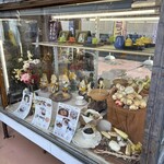 サン・ビオラ - ショーケース