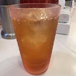 蒙古タンメン中本 - クーポンサービスでウーロン茶無料