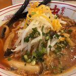 蒙古タンメン中本 - 濃厚鶏北極具材アップ