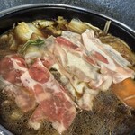 しゃぶしゃぶ すき焼き かに食べ放題 和牛と豚...そしてカニ - 