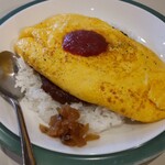 シロクマ食堂 - オムミートソースライス