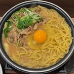 吉野家 - 更に生卵を投入