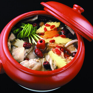 需預約！終極藥膳湯。