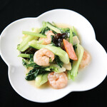 海老と季節野菜の塩炒め