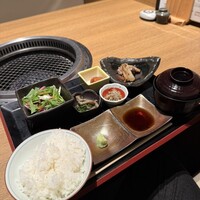 柳橋焼にく わにく - 特選焼肉ランチ　デザート、ドリンク付