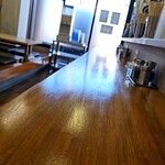 岩ちゃんの極中華そば - 店内カウンター