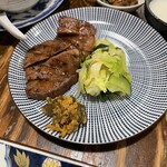 炭焼牛たん東山 - 