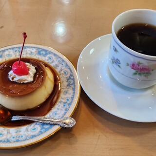 カフェ アレトロ_0