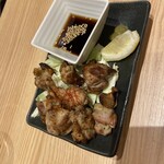 秘伝手羽先唐揚げと本格串焼専門店 鳥心 - 