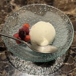 Shangri-La's secret - 