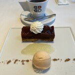 ブラッスリー ポール・ボキューズ - 