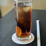 カフェ・ド・ラパン - ラパンオリジナルティー　420円　レモンの皮も綺麗に取ってある心遣い！