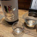 にほん酒と肴 酔音 - 静岡県・英君・しぼりたて生