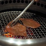 西麻布けんしろう - 厳選和牛赤身１種　〜ブレンドダレ〜