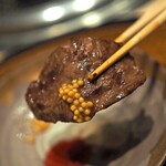 西麻布けんしろう - 燻製和牛、厳選黒毛和牛燻製ハラミ