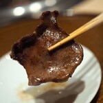 西麻布けんしろう - 塩焼物、厳選脱水タン　〜たてみち檸檬の泡檸檬〜