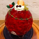 京かき氷 つみき - 中には、モンブランクリームとロータスクッキーが入っており、モンブランクリームの甘さとサクサクっとしたクッキーの食感がよいアクセントになっている〜!!( ^o^)ﾉ