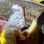 快飛 - 海鮮丼ネタアップ3