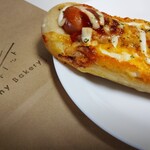 トイット Tiny Bakery - ポークフランク