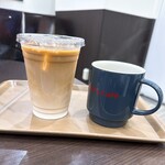 ホリーズカフェ  - ドリンク写真:カフェオレ・ブレンドコーヒー