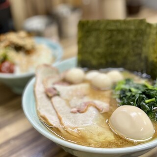 横浜家系らーめん 武源家_0